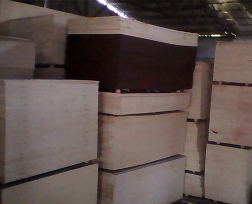 木胶板厂家与你探讨建筑模板的标高偏差